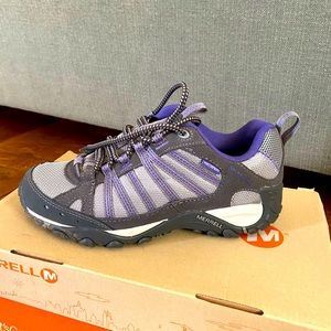 Merrill Hiking shoe